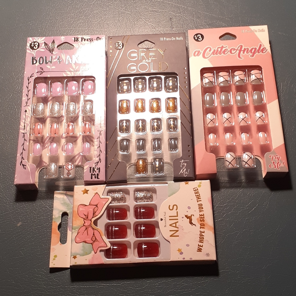 New press on nails.